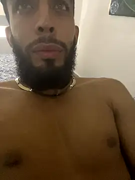 Snapshot of Alessandro__Rossi chatting on 10.15.25 Alessandro Rossi online show from 10.15.25