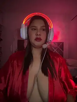 Snapshot of ValleryParker chatting on 11.04.25 ValleryParker online show from 11.04.25