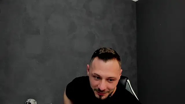 Snapshot of BrianHunts chatting on 02.06.25 BrianHunts online show from 02.06.25