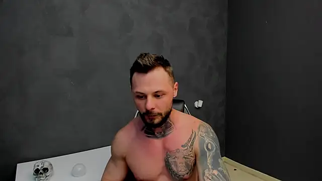 Snapshot of BrianHunts chatting on 02.24.25 BrianHunts online show from 02.24.25