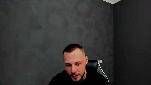 Snapshot of BrianHunts chatting on 02.27.25 BrianHunts online show from 02.27.25