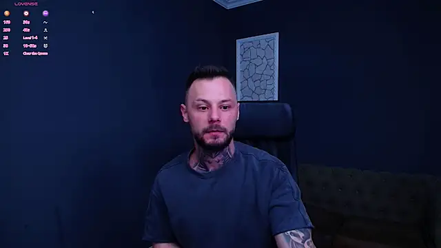 Snapshot of BrianHunts chatting on 10.18.25 BrianHunts online show from 10.18.25