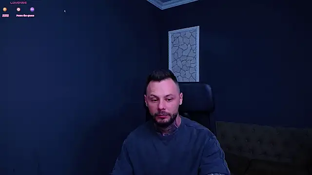 Snapshot of BrianHunts chatting on 10.19.25 BrianHunts online show from 10.19.25