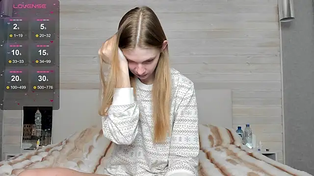 Snapshot of molly_hunt_ chatting on 02.20.25 molly hunt online show from 02.20.25
