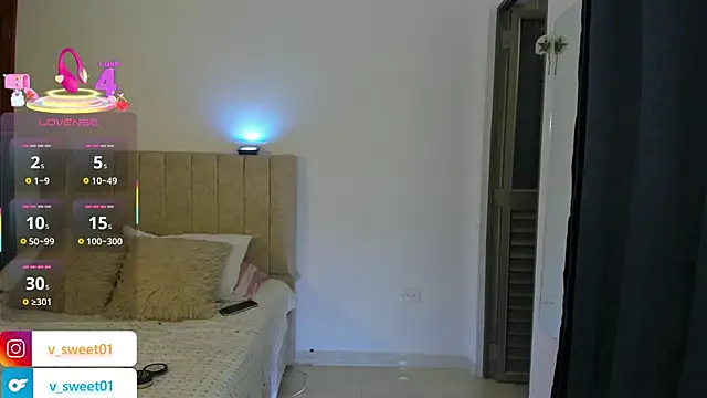 Snapshot of valentina_sweet02 chatting on 12.03.25 valentina sweet02 online show from 12.03.25