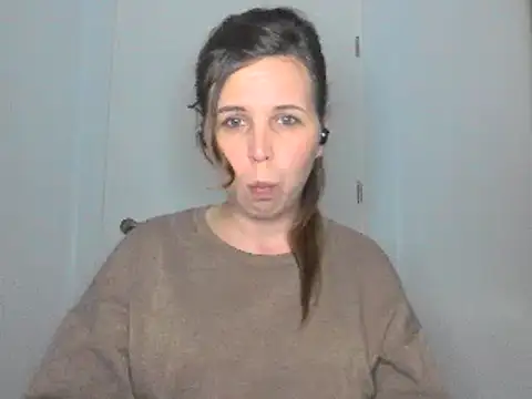 Snapshot of loveis007 chatting on 03.20.25 loveis007 online show from 03.20.25