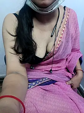 Snapshot of sangeetha4bide chatting on 09.29.25 sangeetha4bide online show from 09.29.25
