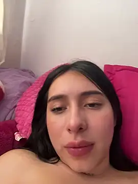 Snapshot of isabella_jade chatting on 12.31.24 isabella jade online show from 12.31.24