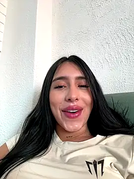 isabella jade online show from 10.28.25