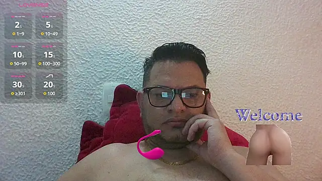 Snapshot of SexDiffrent chatting on 10.08.25 SexDiffrent online show from 10.08.25