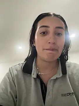 Snapshot of Hannahoff chatting on 01.16.25 Hannahoff online show from 01.16.25