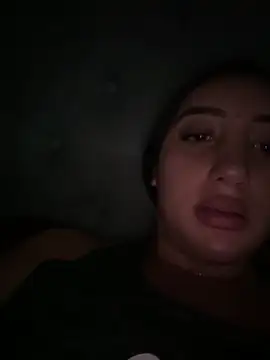 Snapshot of Hannahoff chatting on 11.03.25 Hannahoff online show from 11.03.25