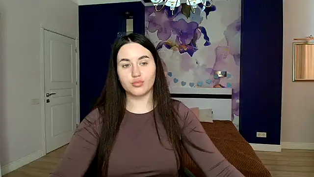 Roxie Bradley online show from 03.11.25