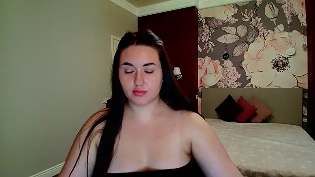 Roxie Bradley online show from 09.29.25