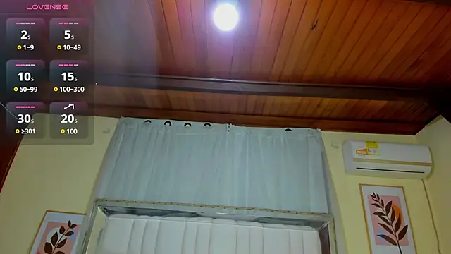 Snapshot of AlmaSean chatting on 03.20.25 AlmaSean online show from 03.20.25