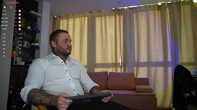 Snapshot of Demianblake chatting on 03.22.25 Demianblake online show from 03.22.25