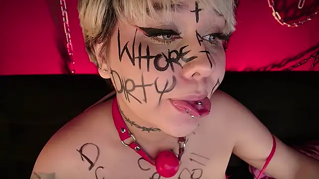 Snapshot of Laura_takint chatting on 12.27.24 Laura takint online show from 12.27.24