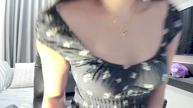 Snapshot of Kya_Choco8 chatting on 01.11.25 Kya Choco8 online show from 01.11.25