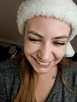 Snapshot of Keli_Jessi chatting on 12.27.24 Keli Jessi online show from 12.27.24