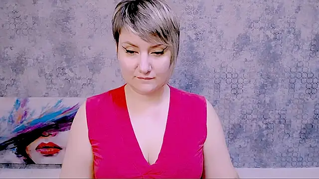 Snapshot of Djullia chatting on 01.26.25 Djullia online show from 01.26.25