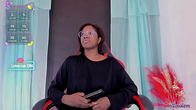 Snapshot of nilosolem chatting on 11.03.25 nilosolem online show from 11.03.25