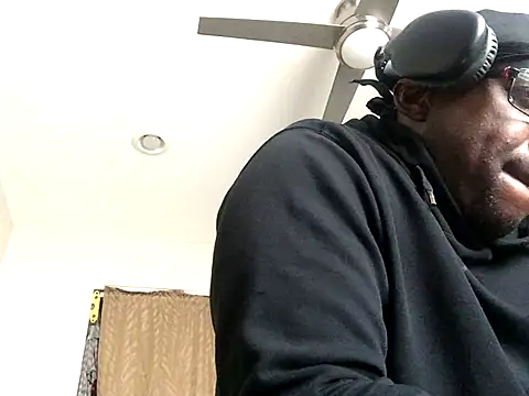 Londonfrotadejr online show from 12.08.24