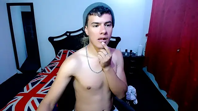 Snapshot of Deiby_casas chatting on 03.05.25 Deiby casas online show from 03.05.25