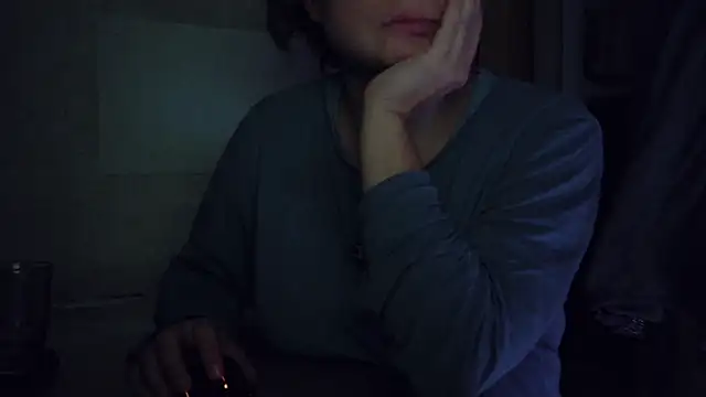 Snapshot of FrumCake chatting on 09.27.25 FrumCake online show from 09.27.25