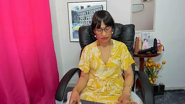 Snapshot of Aries_Mature chatting on 01.14.25 Aries Mature online show from 01.14.25