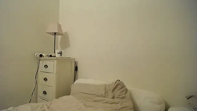 desirmiss1 online show from 02.12.25