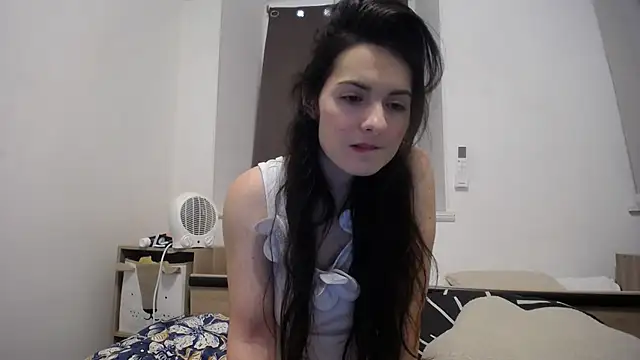 desirmiss1 online show from 02.16.25