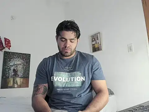 Snapshot of _Coddygold_ chatting on 01.02.25  Coddygold  online show from 01.02.25