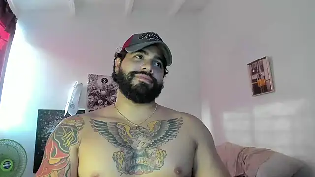 Snapshot of _Coddygold_ chatting on 03.10.25  Coddygold  online show from 03.10.25