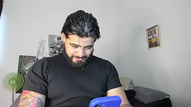 Snapshot of _Coddygold_ chatting on 03.20.25  Coddygold  online show from 03.20.25