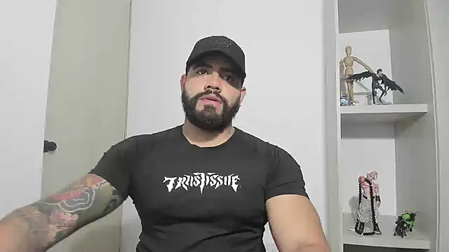 Snapshot of _Coddygold_ chatting on 09.24.25  Coddygold  online show from 09.24.25