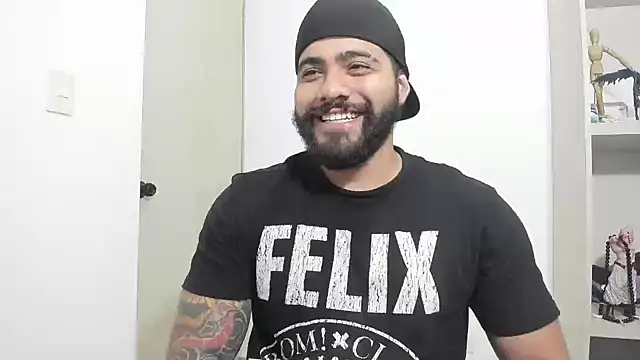 Snapshot of _Coddygold_ chatting on 09.30.25  Coddygold  online show from 09.30.25