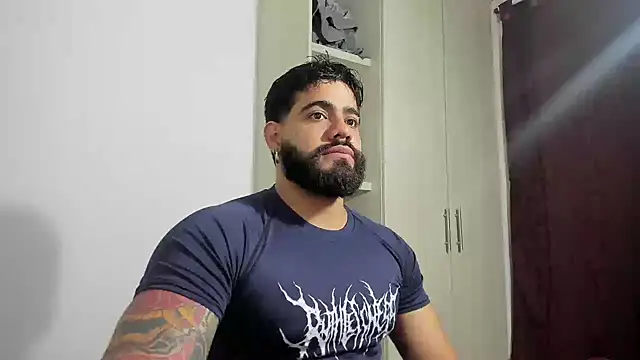 Snapshot of _Coddygold_ chatting on 10.09.25  Coddygold  online show from 10.09.25