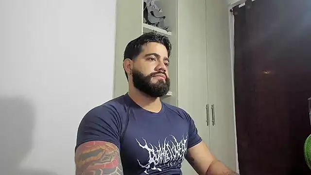 Snapshot of _Coddygold_ chatting on 10.12.25  Coddygold  online show from 10.12.25