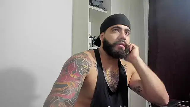 Snapshot of _Coddygold_ chatting on 10.15.25  Coddygold  online show from 10.15.25