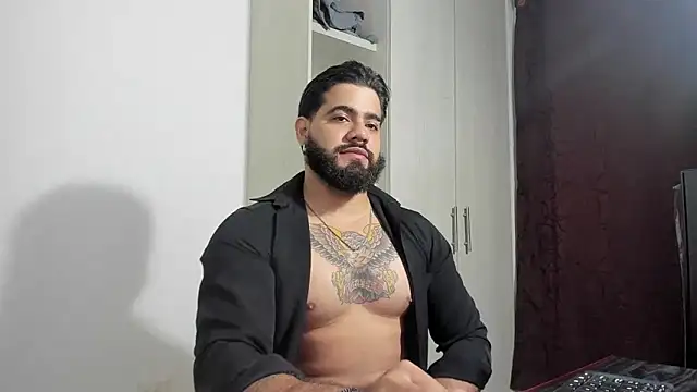 Snapshot of _Coddygold_ chatting on 10.26.25  Coddygold  online show from 10.26.25