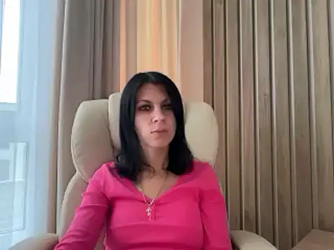 Snapshot of InjaAtHome chatting on 10.19.25 InjaAtHome online show from 10.19.25