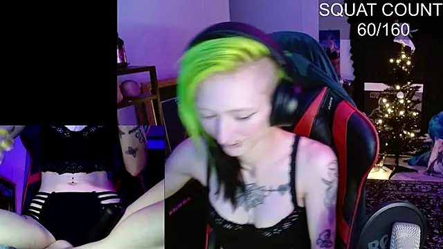 Snapshot of alicewonder09 chatting on 12.02.25 alicewonder09 online show from 12.02.25