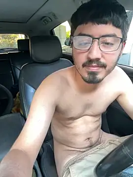 Snapshot of Bbyboyivan chatting on 11.07.25 Bbyboyivan online show from 11.07.25