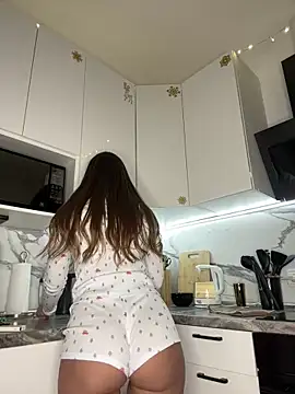 Snapshot of Lex_Love chatting on 12.18.24 Lex Love online show from 12.18.24