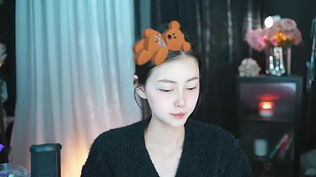Snapshot of Ocean--Lili chatting on 03.12.25 Ocean--Lili online show from 03.12.25