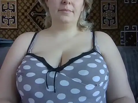 Diana Britt online show from 03.07.25