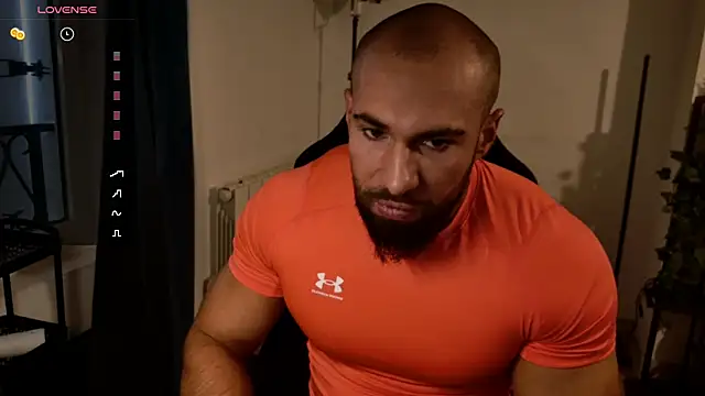 Snapshot of Musculus6 chatting on 10.16.25 Musculus6 online show from 10.16.25