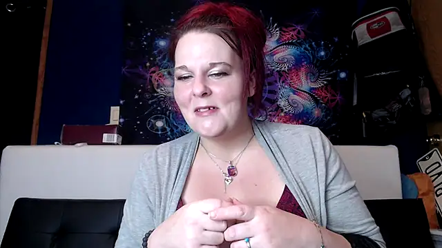 Snapshot of fieryrebel chatting on 01.06.25 fieryrebel online show from 01.06.25