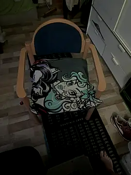 Snapshot of HotandHornyLev82 chatting on 11.24.25 HotandHornyLev82 online show from 11.24.25