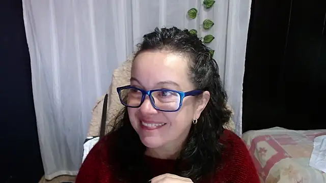 Snapshot of Sonialorens_ chatting on 01.14.25 Sonialorens online show from 01.14.25